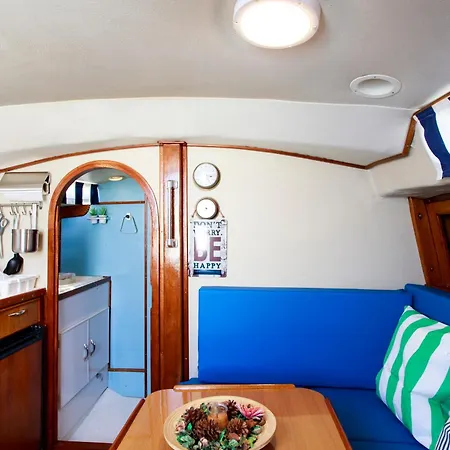 Evamia Boat 보트호텔